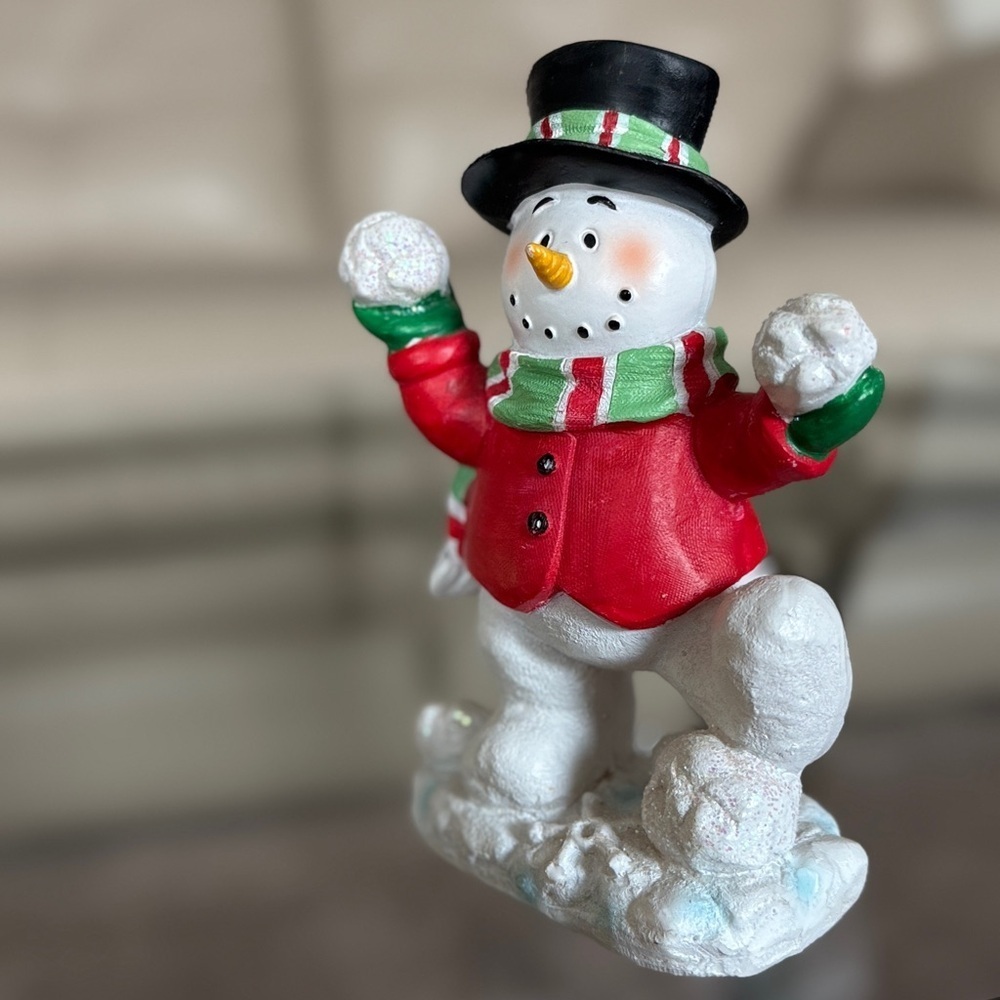 Vintage Christmas Snowman with Red Coat and Black Hat - Picture 4 of 6